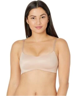 Calvin Klein Underwear Liquid Touch Lightly Lined Scoop Bra QF5681